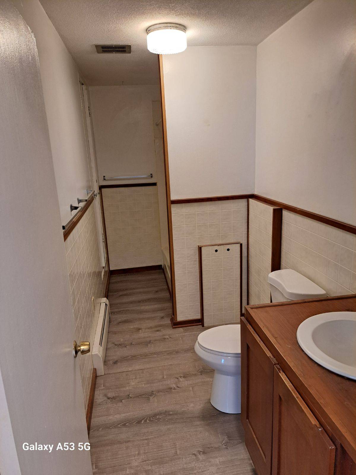 11559130-QL9TT6Qd3JK8LFHf.jpg Apartment for Rent!